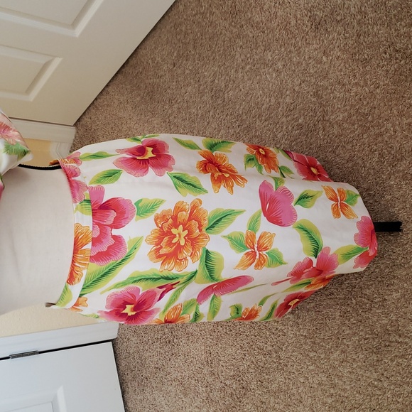 Sag Harbor 2 Piece Tropical Print Skirt Set - Picture 3 of 10